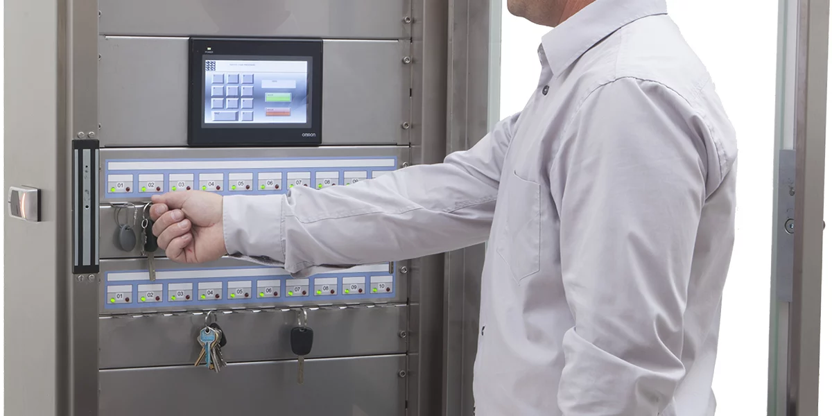 IMG_2075-1-small-fond-blanc Armoire à clés E-Zycar